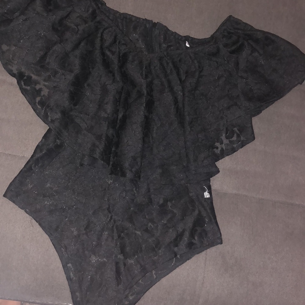 Medium bathing suit - Picture 3 of 3